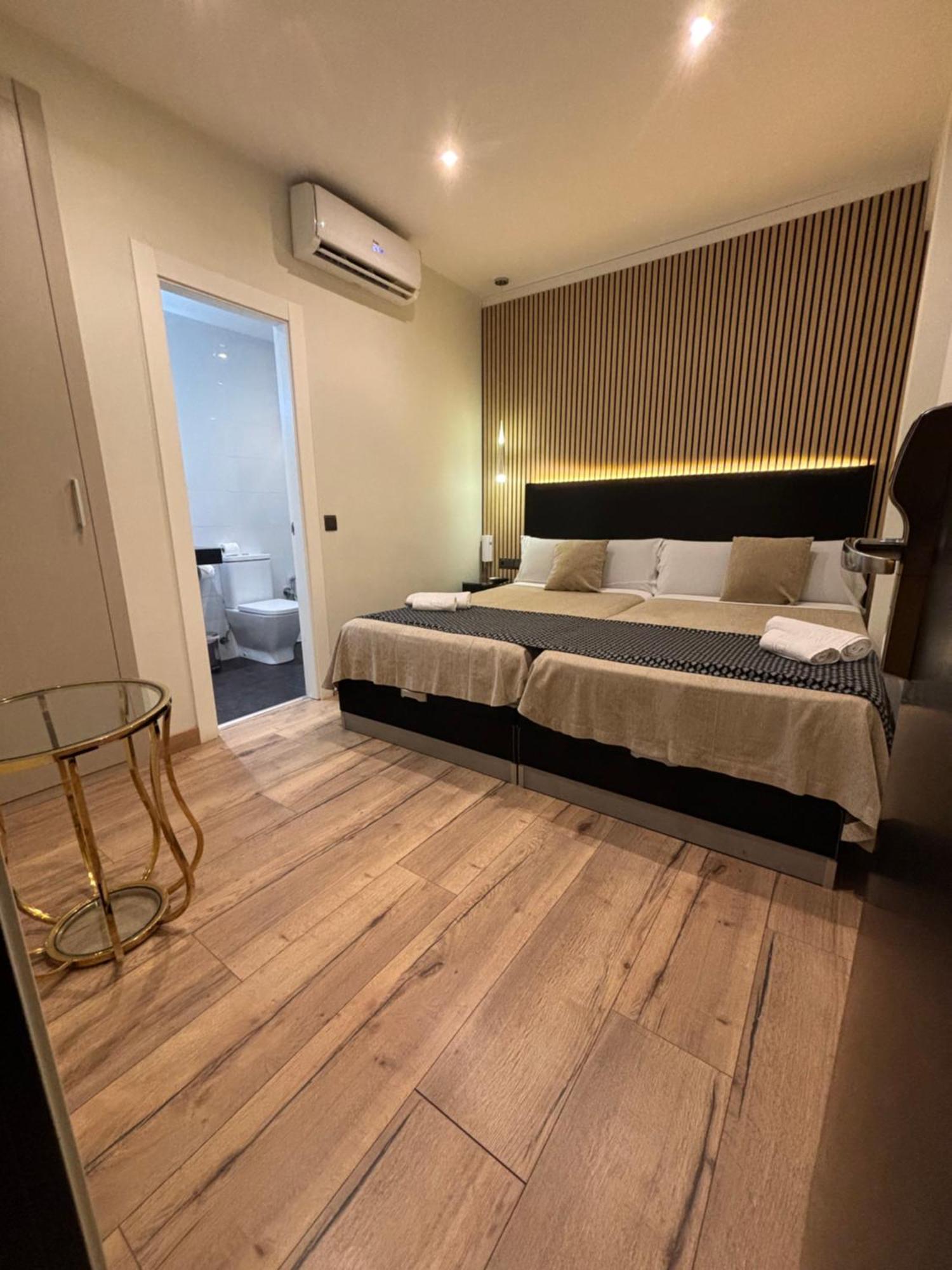 Daos Suites & Terrace Marbella Kültér fotó